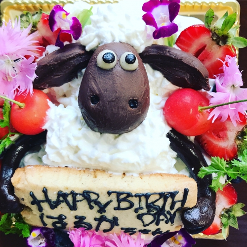 ひつじのショーンキャラクターケーキ キャラクターケーキ お祝いケーキ 新着情報 福岡 大宰府のパフェ レストラン ノエルの樹